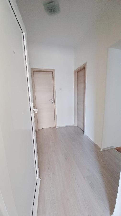 Apartman Dora Apartment Pula Exterior photo