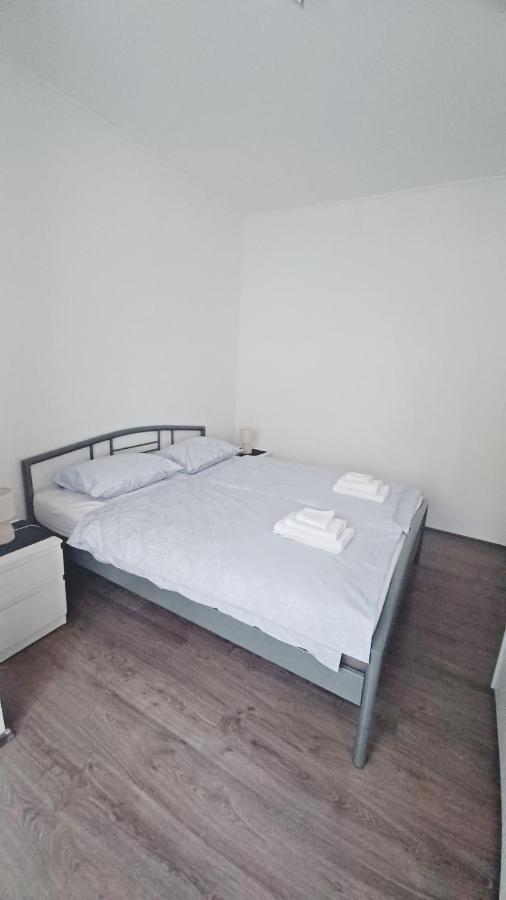 Apartman Dora Apartment Pula Exterior photo